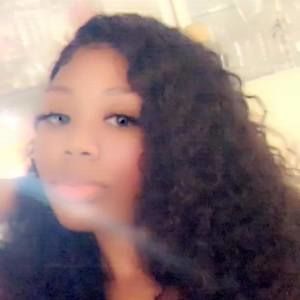 Meet your Posher, Beatrice